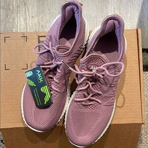 Women's Sneakers - Mauve